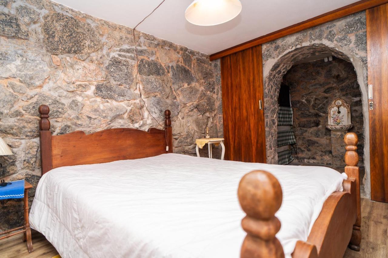Incrivel Casa Com Cachoeira Em Meio A Natureza * Campos do Jordão