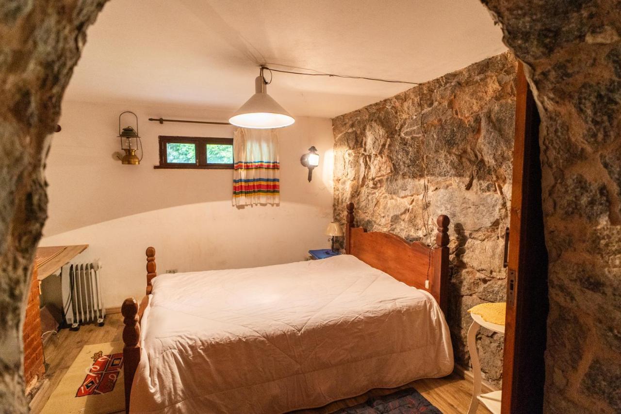 Incrivel Casa Com Cachoeira Em Meio A Natureza * Campos do Jordão